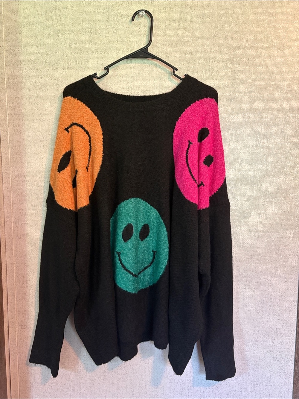 DAVI & DANI Black Smiley Face Sweater